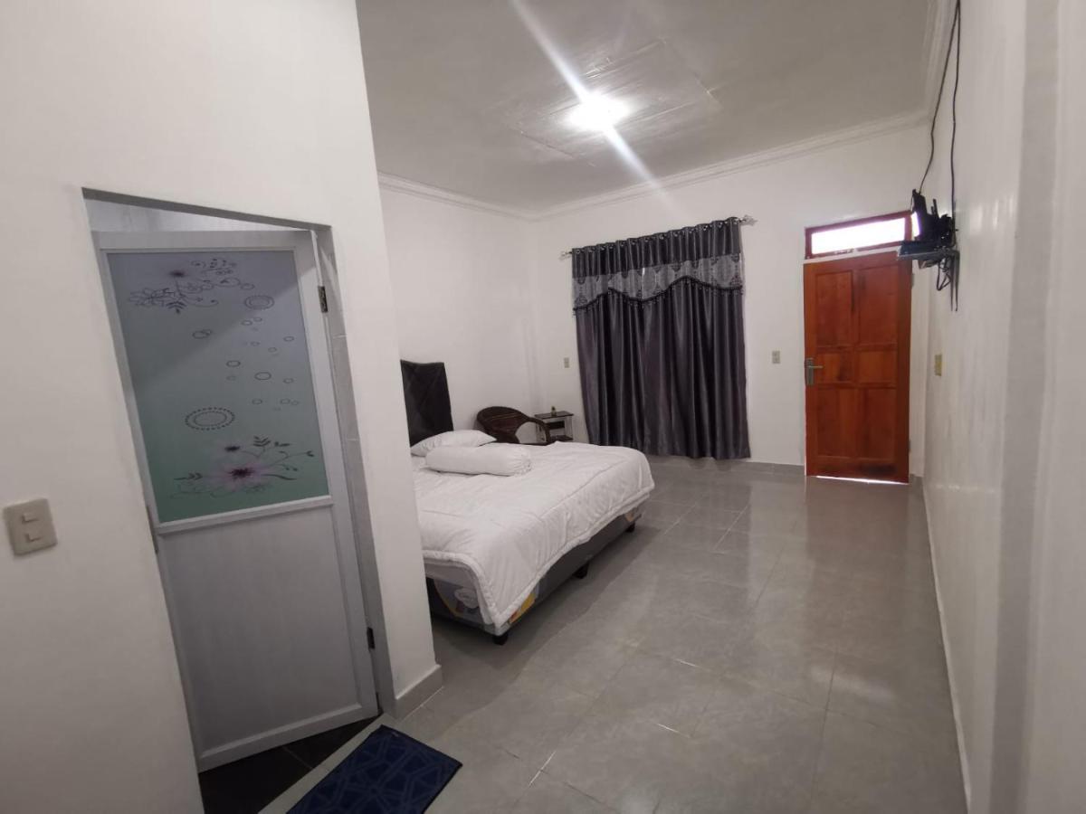 Hisar Guest House Tuk Tuk Extérieur photo