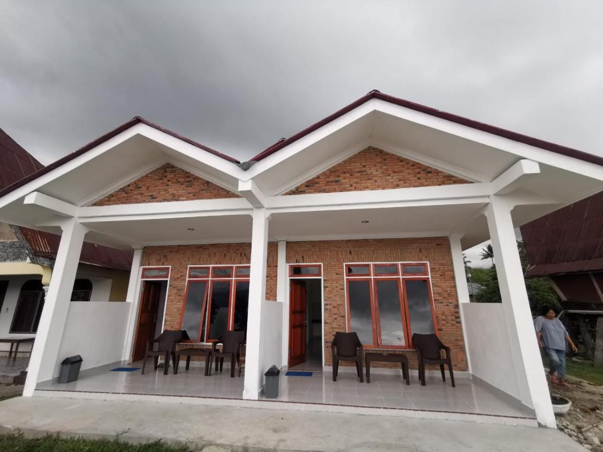 Hisar Guest House Tuk Tuk Extérieur photo